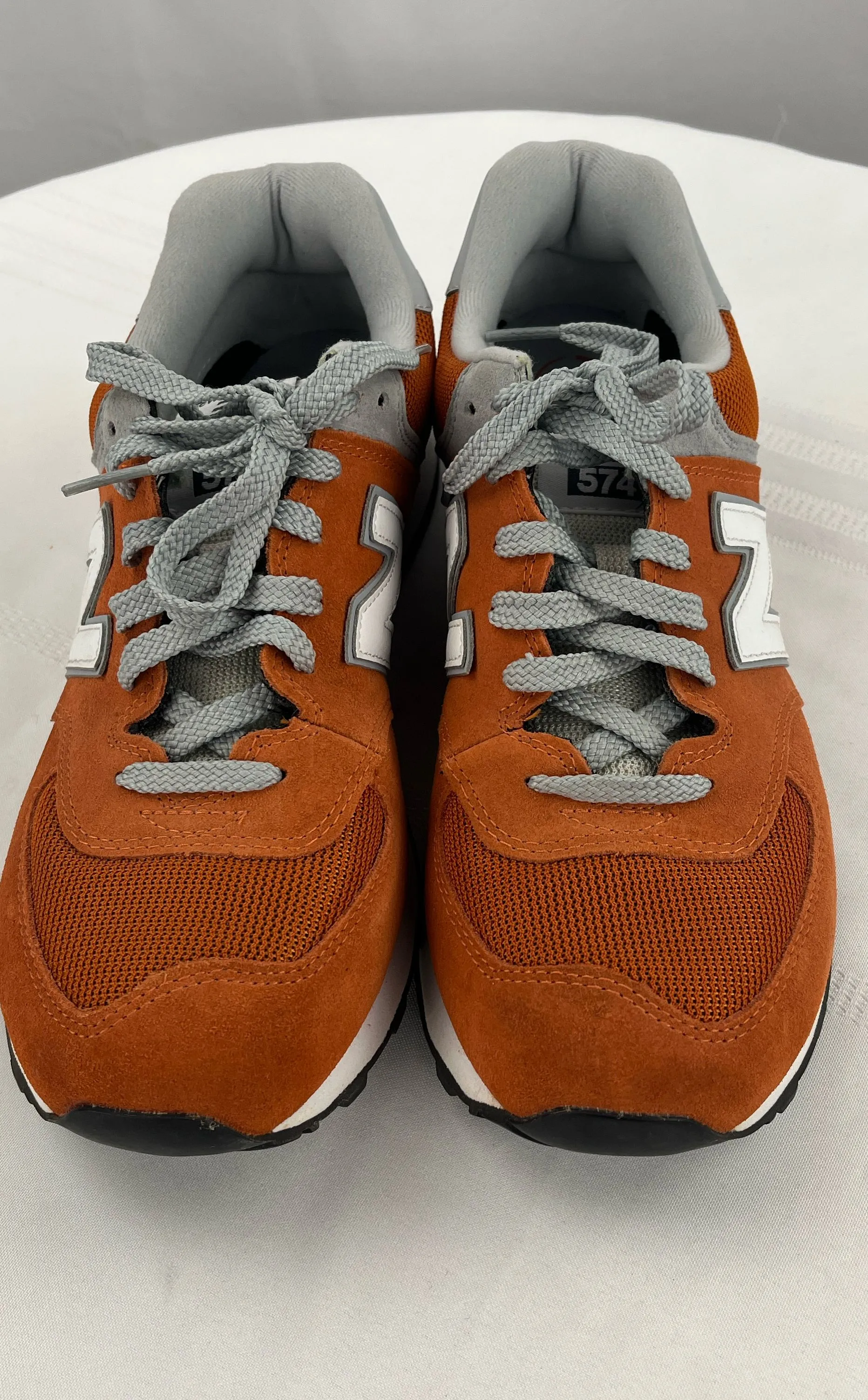 New Balance Men's 574 Classics Orange Grey White Suede Sneakers Size 10.5 NWOB