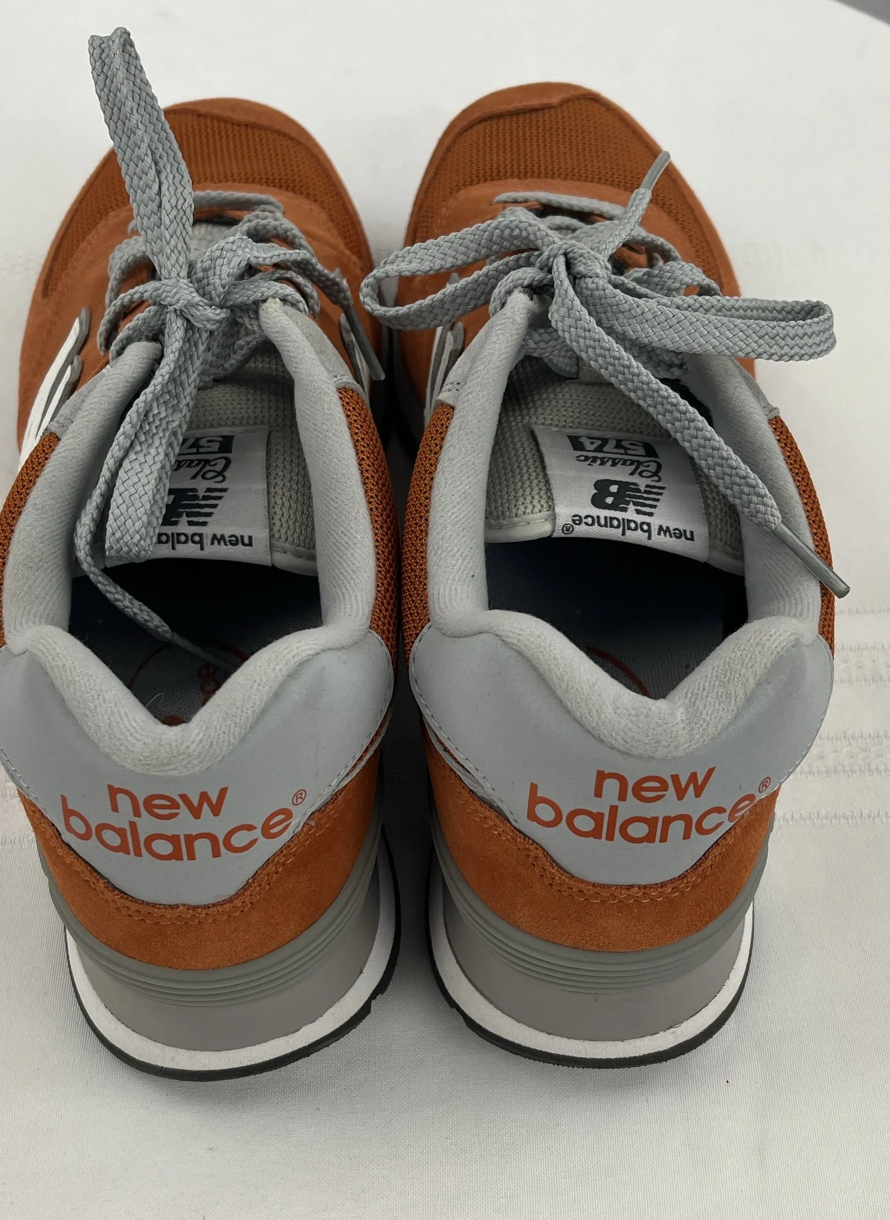 New Balance Men's 574 Classics Orange Grey White Suede Sneakers Size 10.5 NWOB