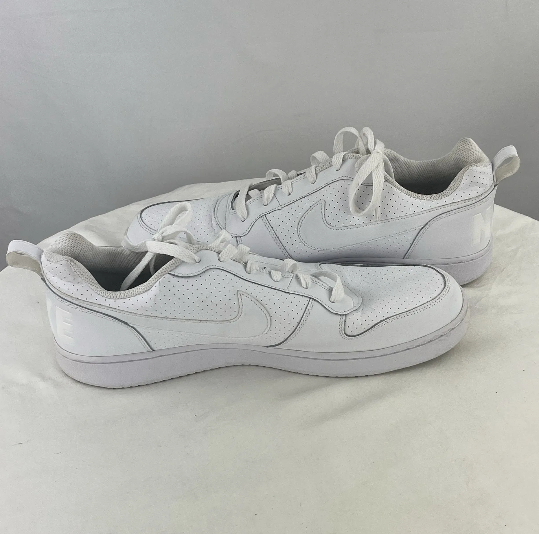 NIKE Men's Court Borough Low White Shoes Sneakers Size 13