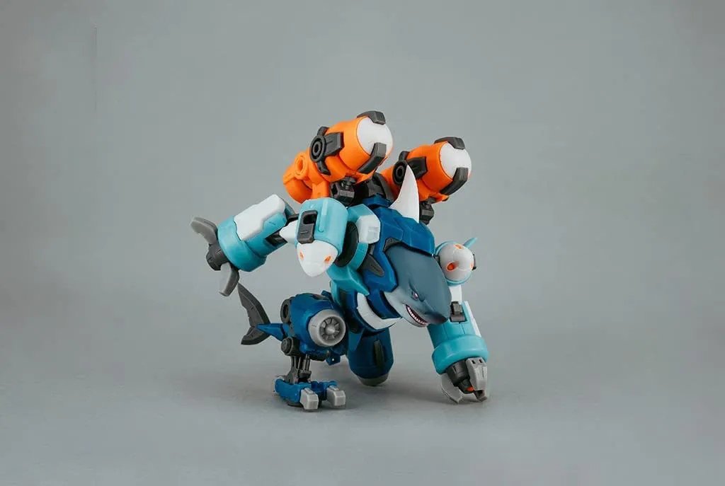 Number 57 Man Hunter Shark 1/24 Model Kit
