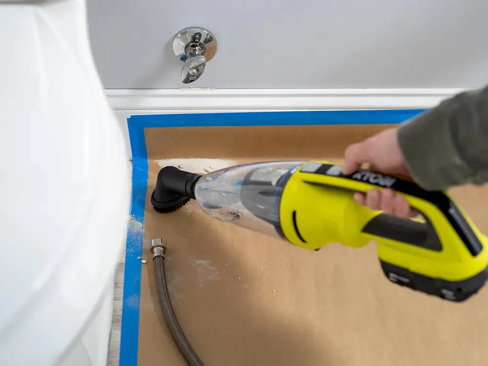 Open Box -  RYOBI 18V ONE  Cordless Wet/Dry Hand Vacuum (Tool Only)